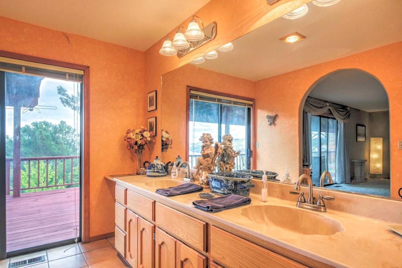 Spacious Kelseyville Home With Large Lakefront Deck! Kültér fotó